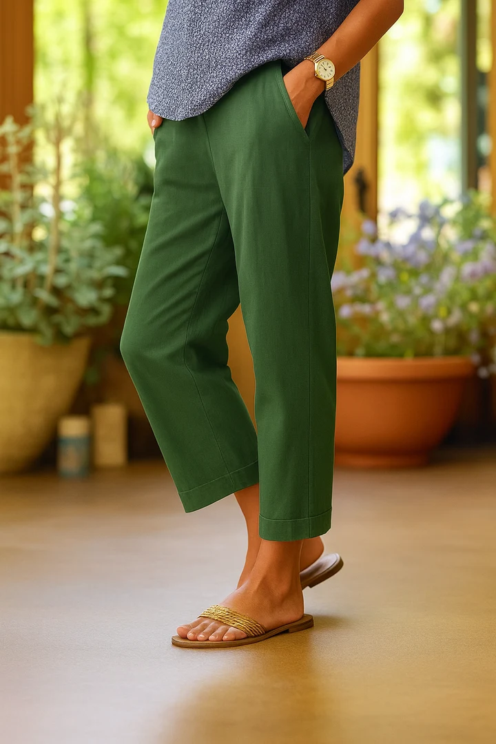 Straight-Leg Trousers in Lightweight Fabric