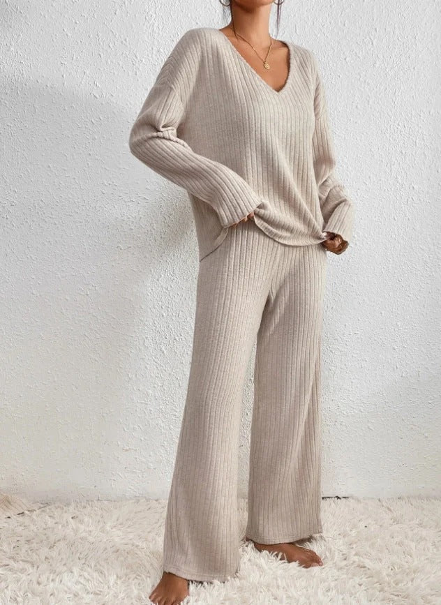 Ribbed Knit Two-Piece Set with V-Neck Jumper