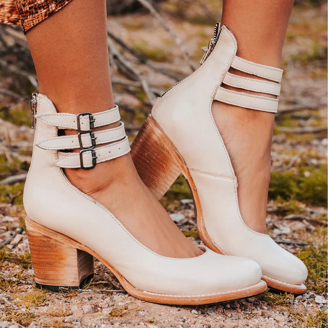 Sandals with Ergonomic Cushioned Footbed